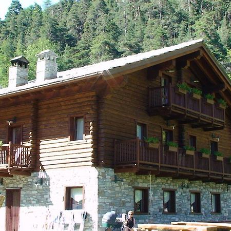 Agriturismo Les Hiboux Brusson Exterior photo
