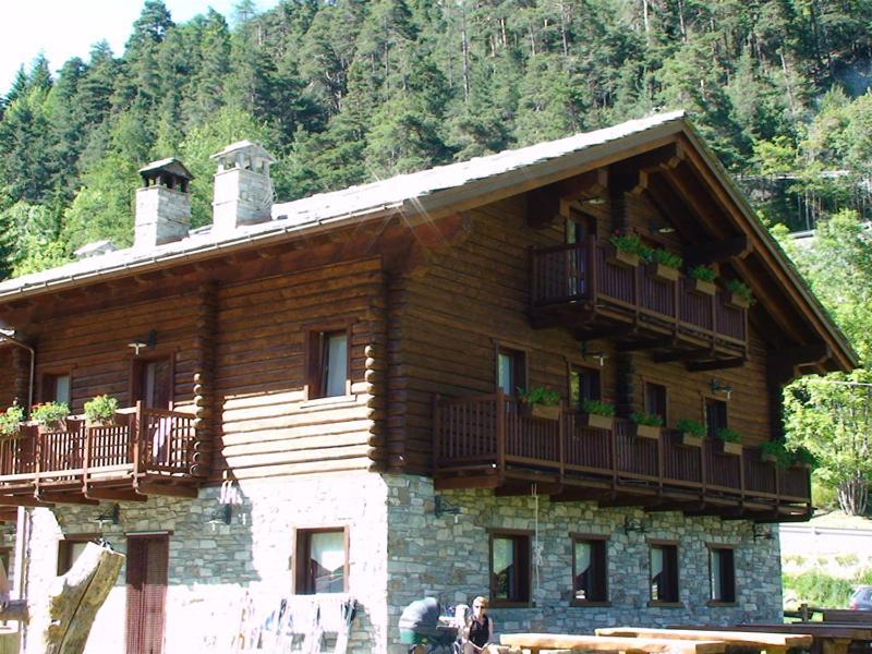 Agriturismo Les Hiboux Brusson Exterior photo